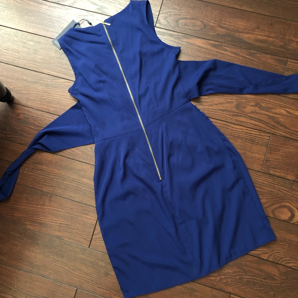 BEAUTIFUL New Blue tulip dress - Picture 7 of 7